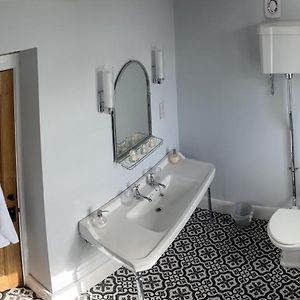 King Room Garden View